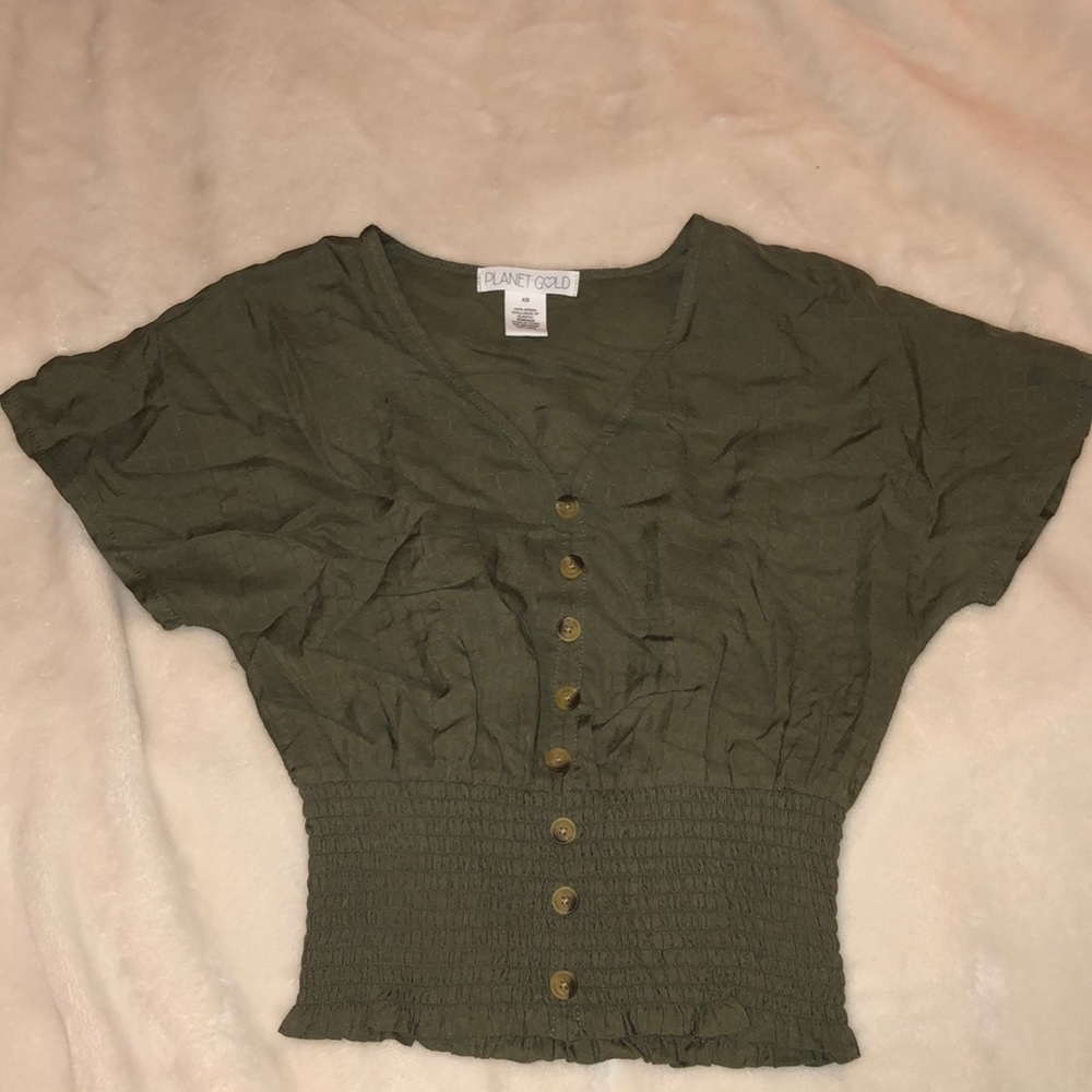 Green button up summer top